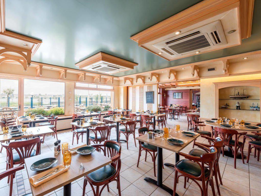 Logis Hotels - Au Poisson D'Argent - Hotel 3 Etoiles Et Restaurant Le Mesnil-en-Vallée Zewnętrze zdjęcie